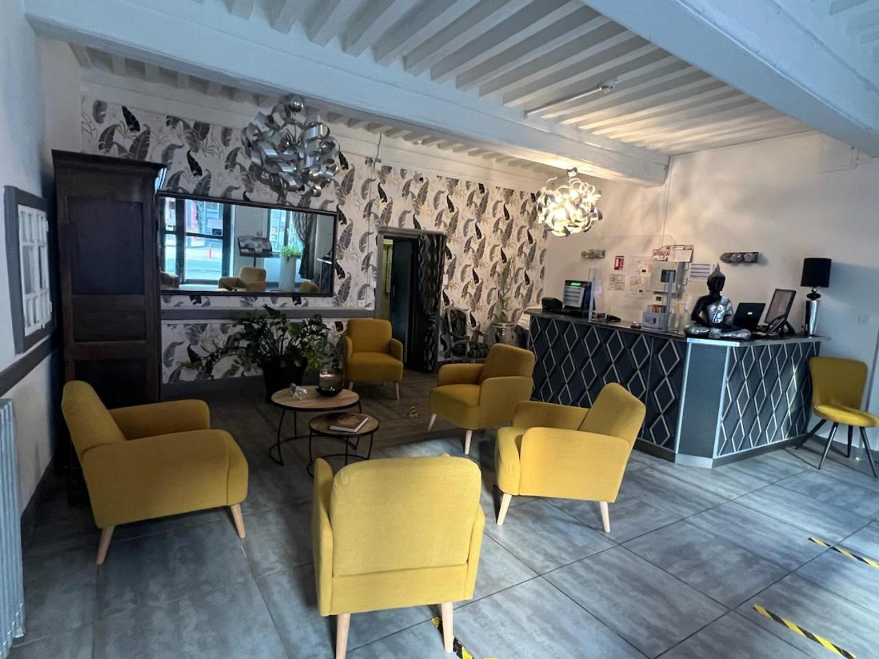 Hotel Du Centre Gueugnon Kültér fotó